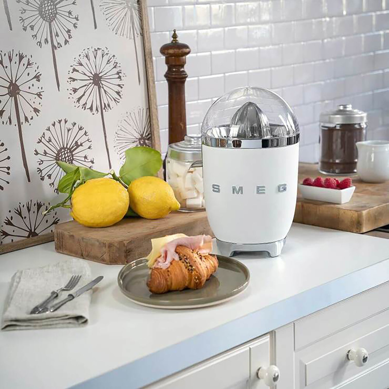 Smeg Narenciye Sıkacağı White Cjf01Wheu