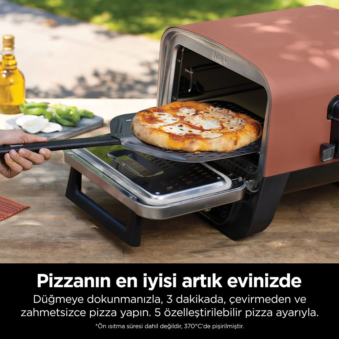 Ninja Woodfire Elektrikli Outdoor Fırın, Artisan Pizza Maker ve BBQ Smoker