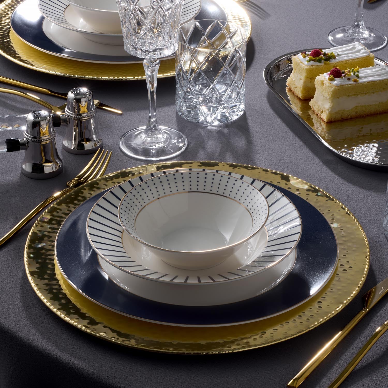 Jumbo Navy 24 Parça 6 Kişilik Yemek Takımı Blue
