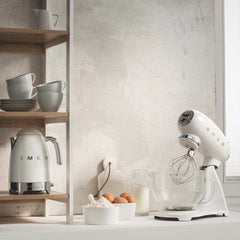 Smeg Full White Cam Hazneli Hamur Karştırma Makinesi Smf13W