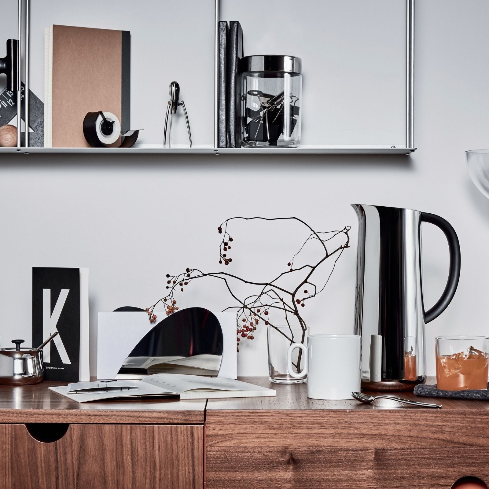 Alessi Nomu Çiftcidarlı Sürahi 1 Litre