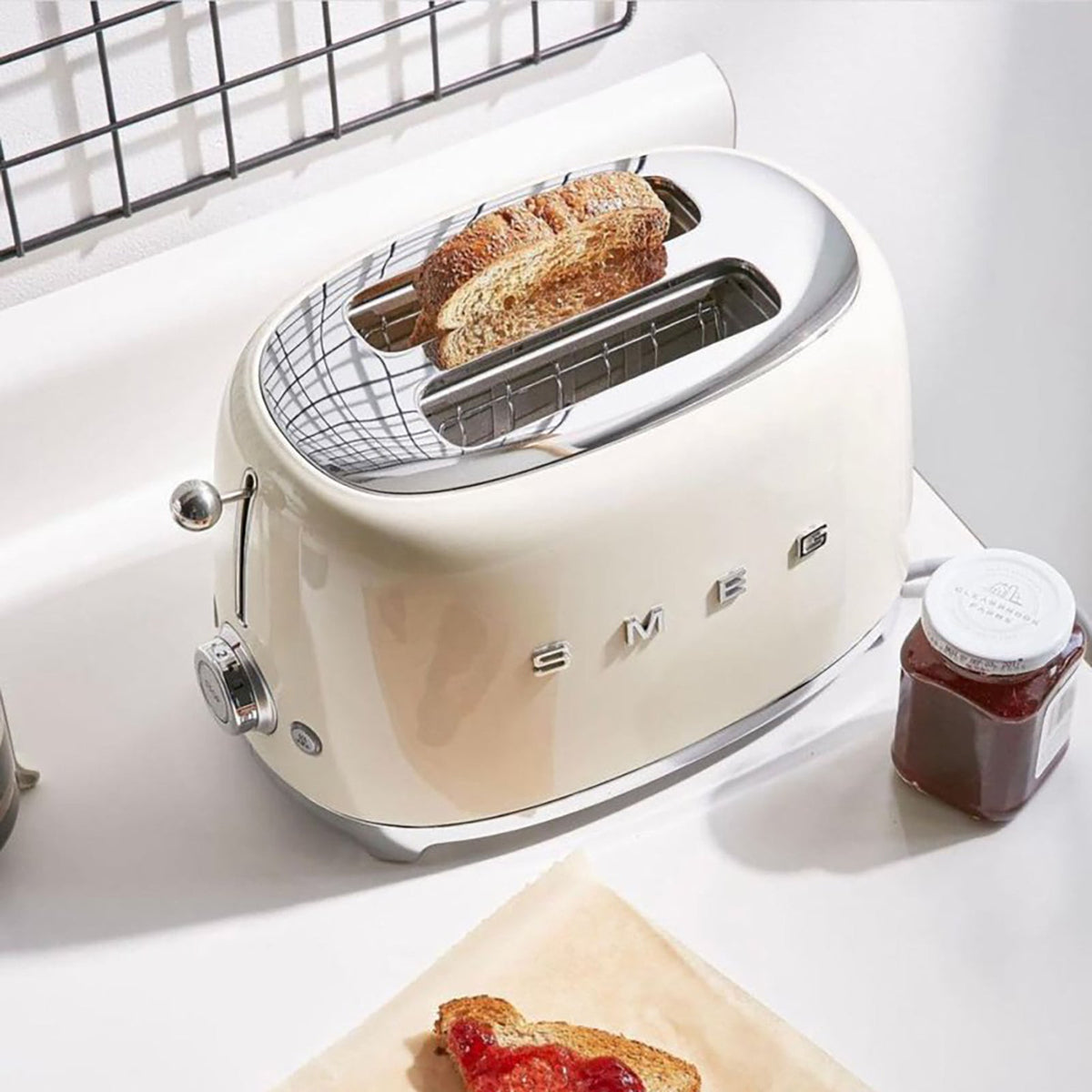 Smeg 2x2 Ekmek Kızartma Makinesi Cream Tsf01Creu