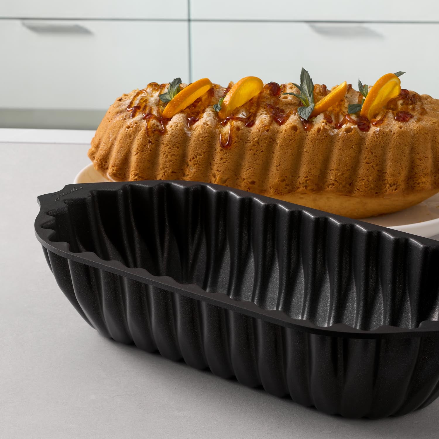 Jumbo Shark Swiss Black Baton Kek Kalıbı